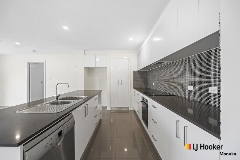 Photo - 54B Mcculloch Street, Curtin ACT 2605 - Image 2