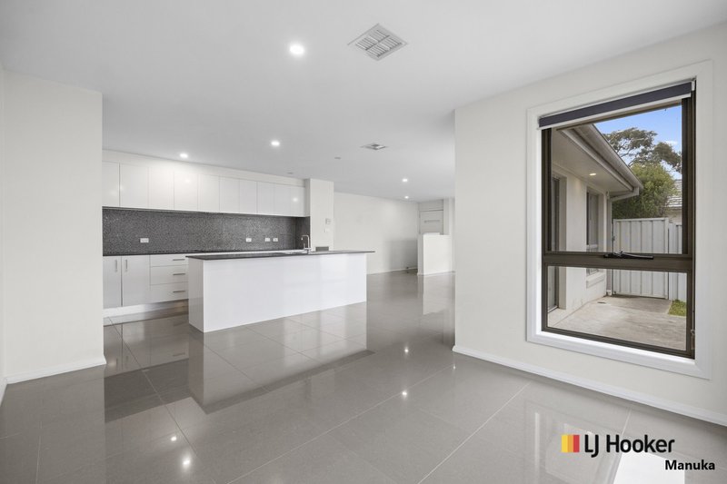 Photo - 54B Mcculloch Street, Curtin ACT 2605 - Image 6