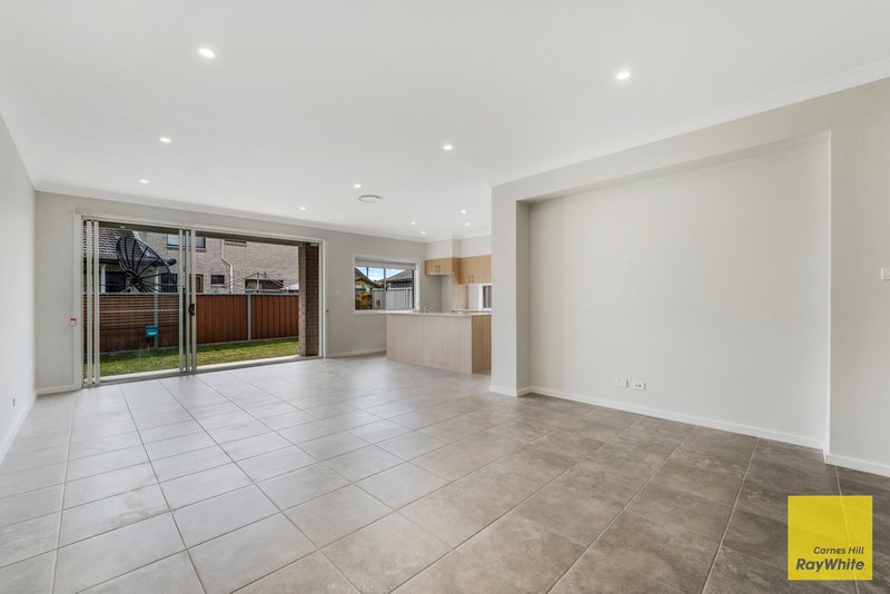 Photo - 54b Throsby Street, Fairfield Heights NSW 2165 - Image 22