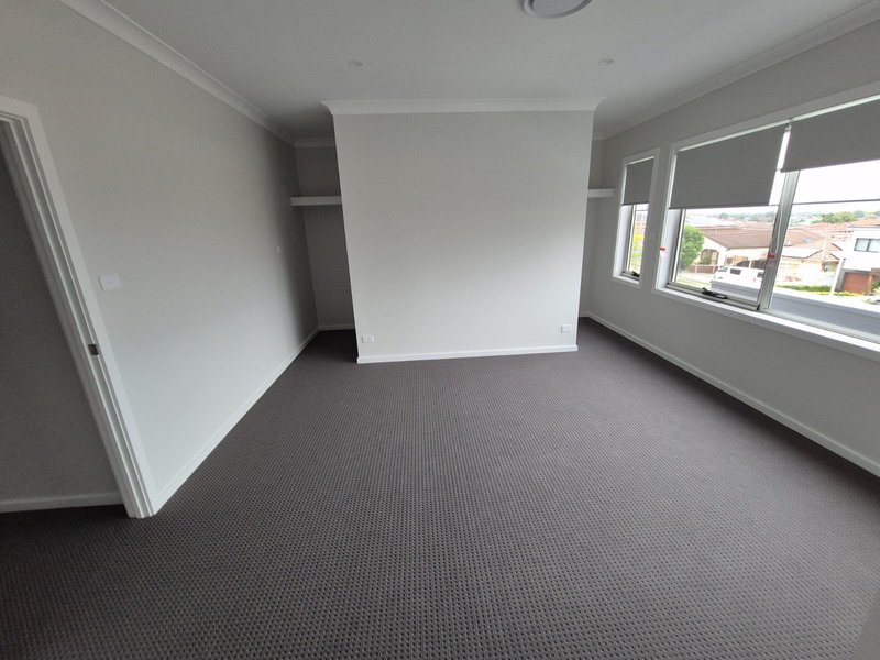 Photo - 54b Throsby Street, Fairfield Heights NSW 2165 - Image 25