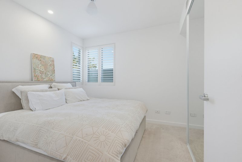 Photo - 5/5-15 Lamond Drive, Turramurra NSW 2074 - Image 5