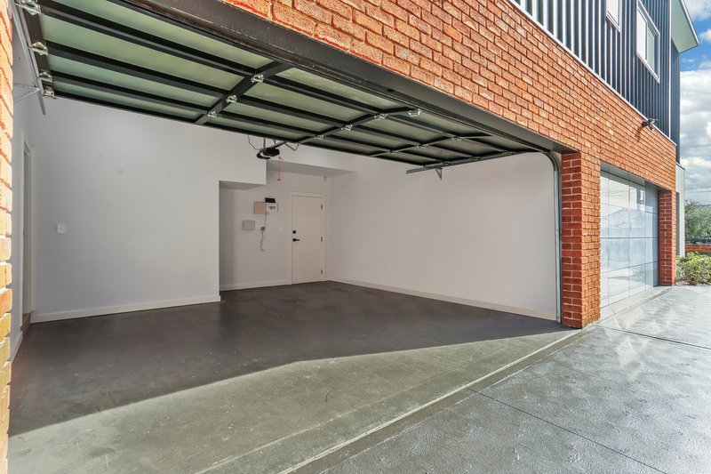 Photo - 5/5-7 Craig Avenue, Moorebank NSW 2170 - Image 12