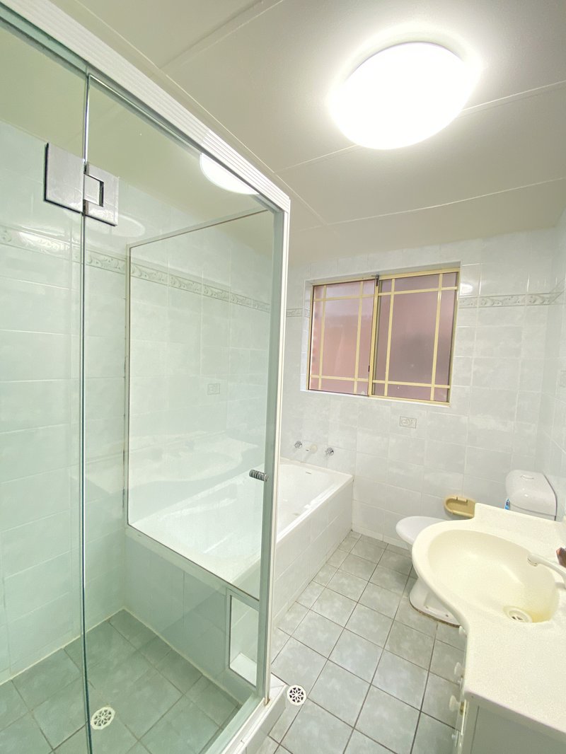 Photo - 5/5-7 Priddle Street, Westmead NSW 2145 - Image 7