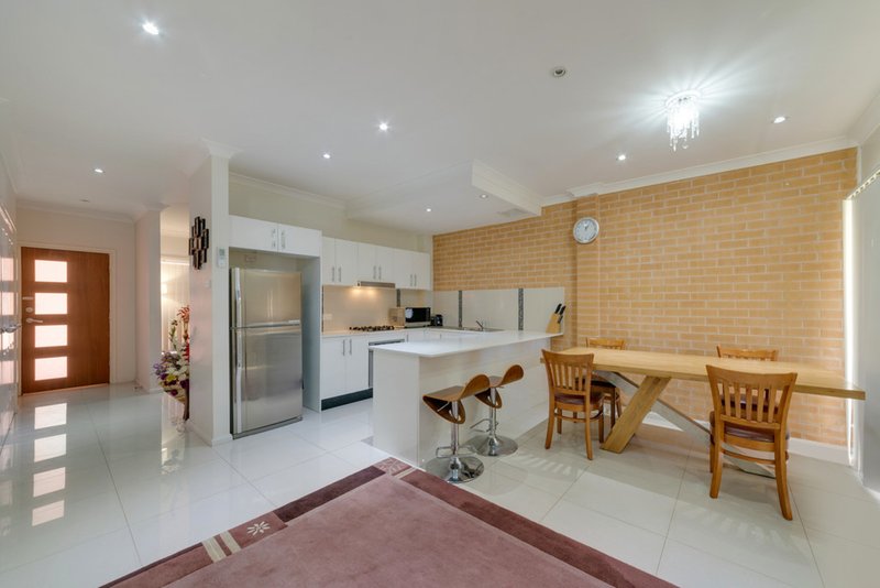 5/5-7 Saywell Road, Macquarie Fields NSW 2564