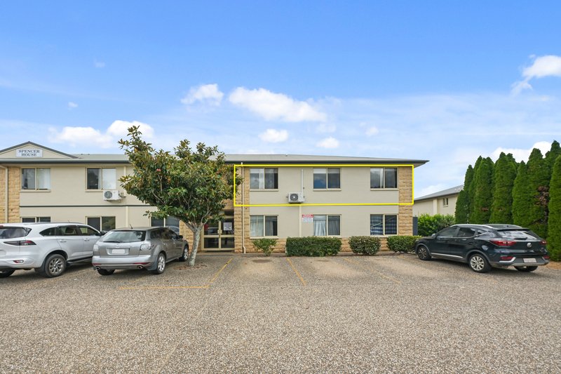 Photo - 5/5-7 Uniplaza Court, Kearneys Spring QLD 4350 - Image 2