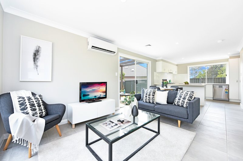 Photo - 5/5 Adelaide Street, Oxley Park NSW 2760 - Image 2