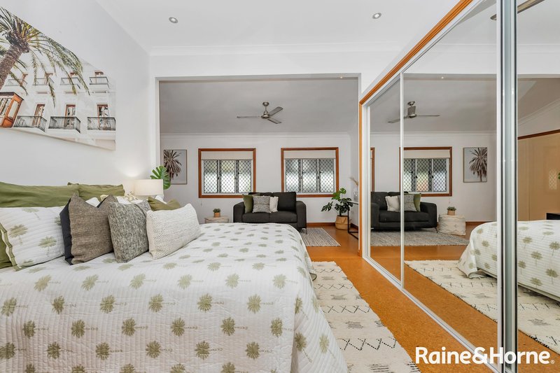 Photo - 55 Ahearne Street, Hermit Park QLD 4812 - Image 6