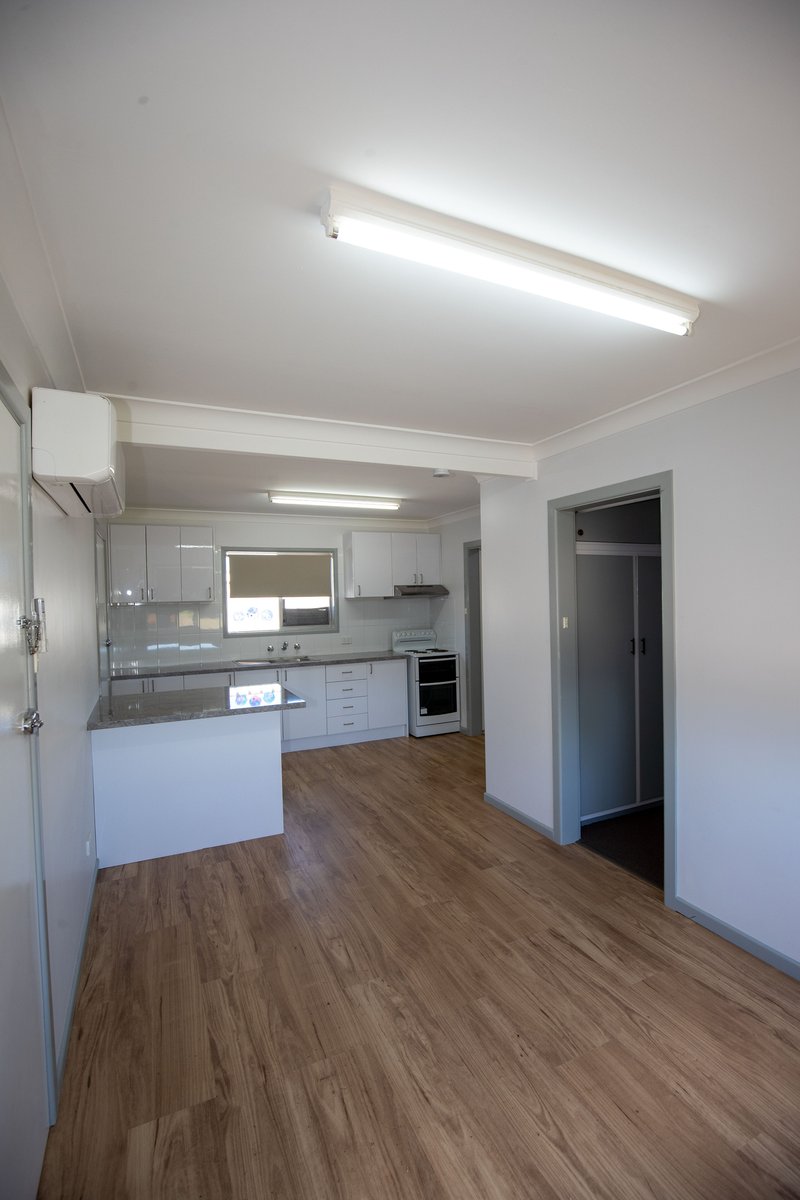 Photo - 5/5 Albert Street, Inverell NSW 2360 - Image 7