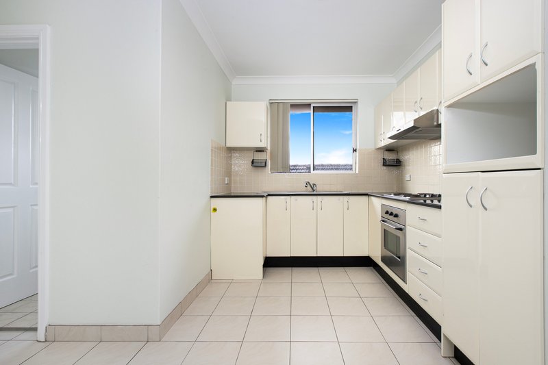 Photo - 5/5 Allan Avenue, Belmore NSW 2192 - Image 4