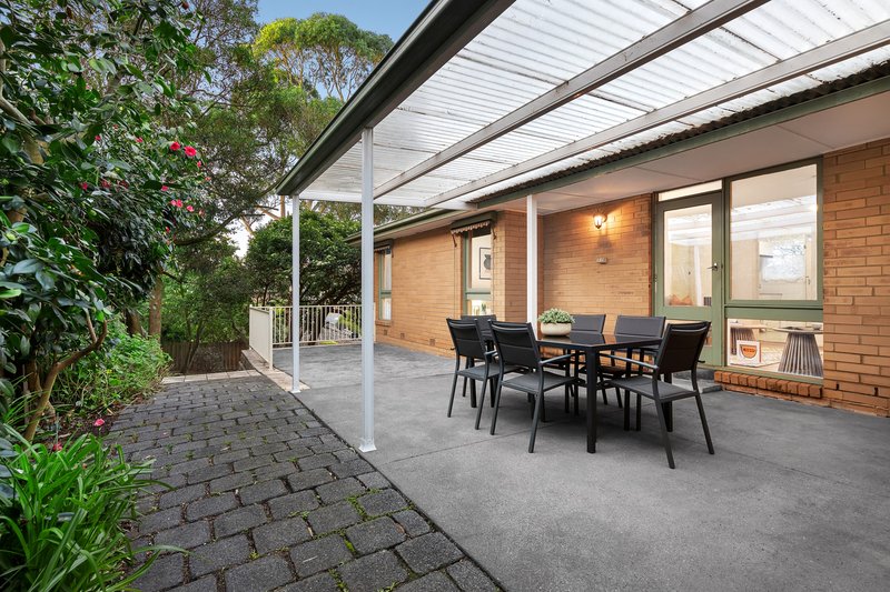 Photo - 55 Allima Avenue, Yallambie VIC 3085 - Image 7