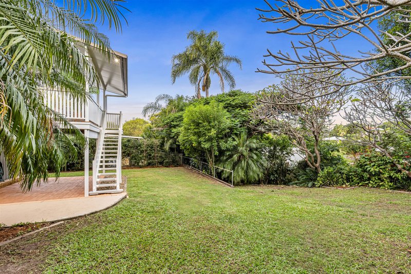 Photo - 55 Andrew Avenue, Tarragindi QLD 4121 - Image 6