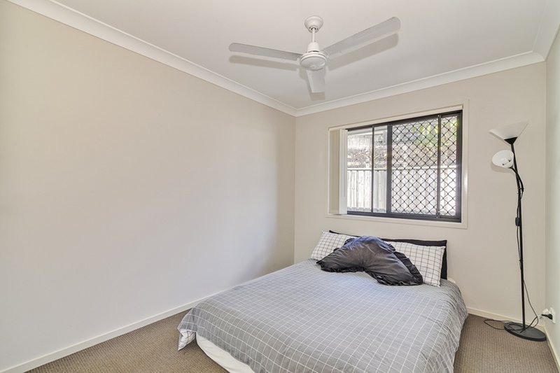 Photo - 55 Argule Street, Hillcrest QLD 4118 - Image 12