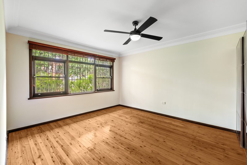 Photo - 55 Aubrey Street, Ingleburn NSW 2565 - Image 8