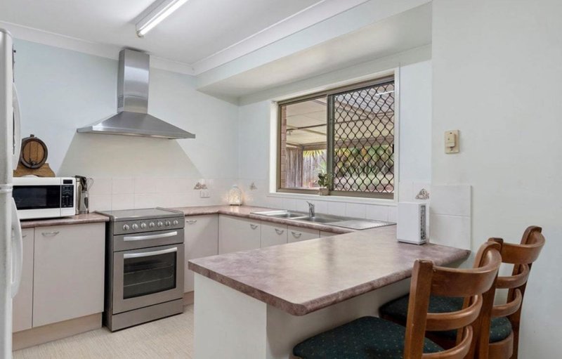 Photo - 55 Avonmore Street, Edens Landing QLD 4207 - Image 6