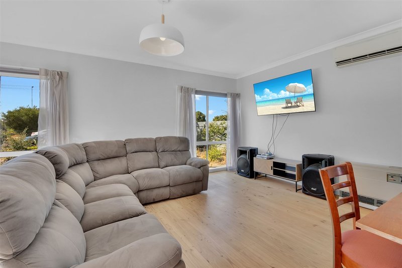 Photo - 55 Baillie Street, Horsham VIC 3400 - Image 4