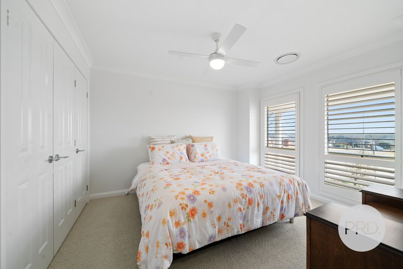 Photo - 55 Barmedman Avenue, Gobbagombalin NSW 2650 - Image 6