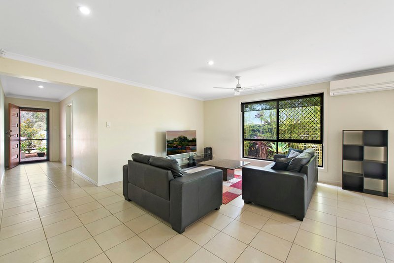 Photo - 55 Beaumont Drive, Pimpama QLD 4209 - Image 10