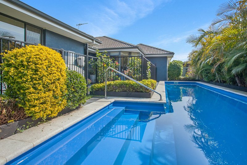 55 Bluehaven Drive, Old Bar NSW 2430