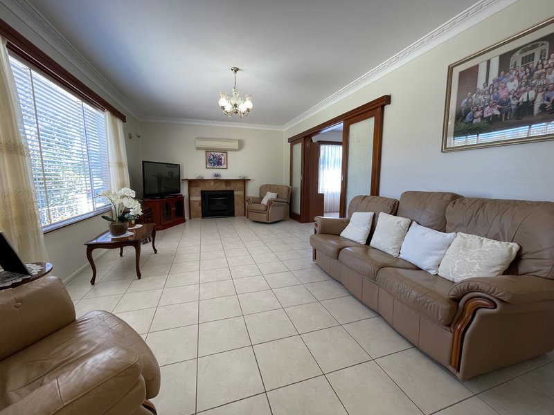 Photo - 55 Blumer Avenue, Griffith NSW 2680 - Image 3