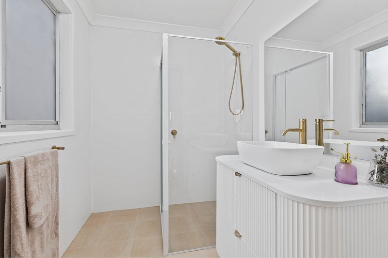 Photo - 55 Brentor Street, Belmont North NSW 2280 - Image 19