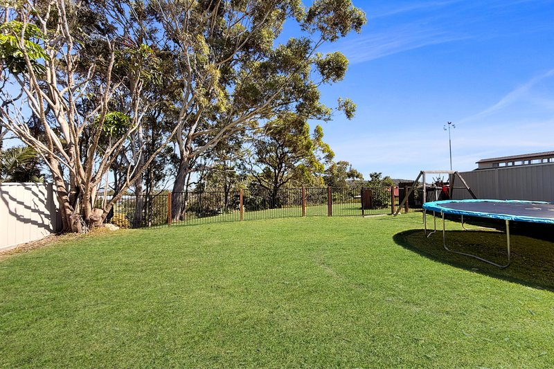 Photo - 55 Brentor Street, Belmont North NSW 2280 - Image 21