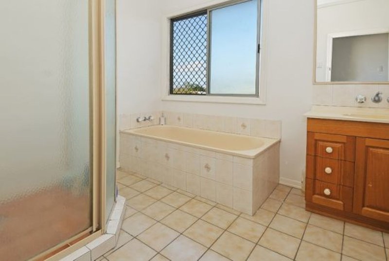 Photo - 55 Brisbane Ave , Camp Hill QLD 4152 - Image 6