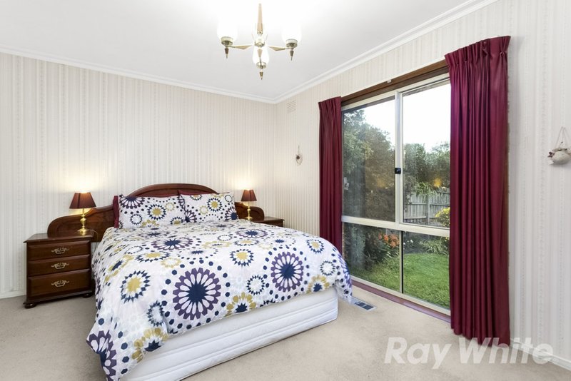 Photo - 55 Buller Drive, Glen Waverley VIC 3150 - Image 7