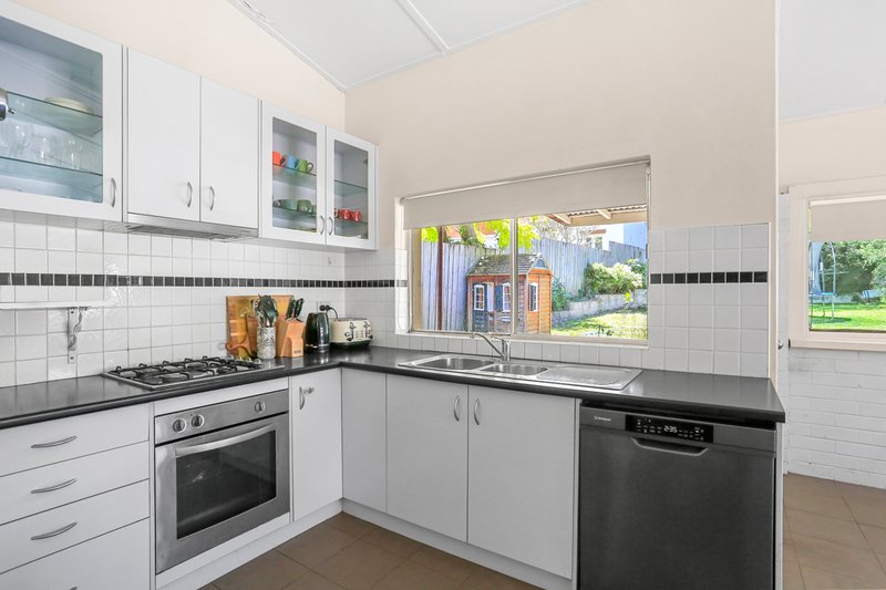 Photo - 55 Burfitt Street, Leichhardt NSW 2040 - Image 3