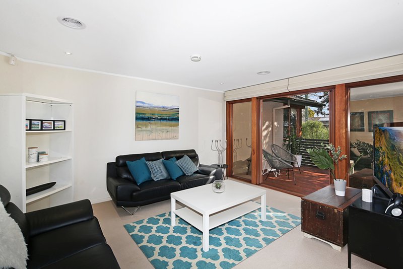 Photo - 55 Burn Street, Downer ACT 2602 - Image 10