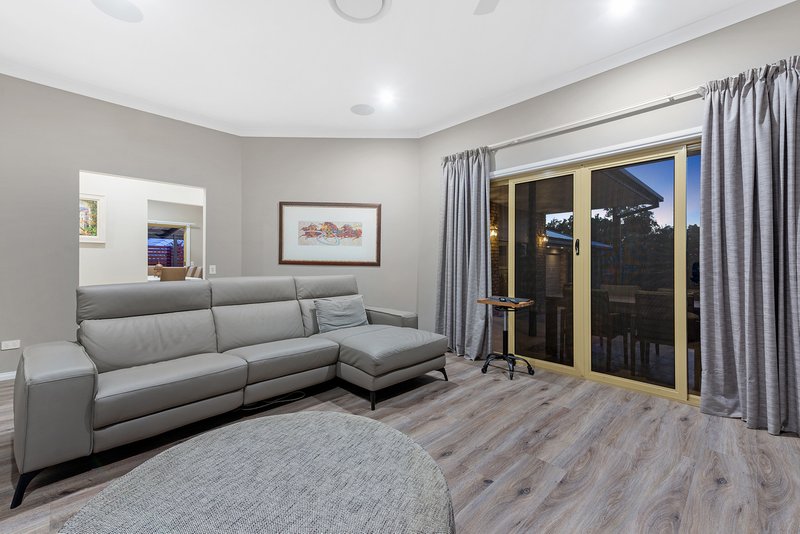 Photo - 55 Camberwell Circuit, Robina QLD 4226 - Image 11