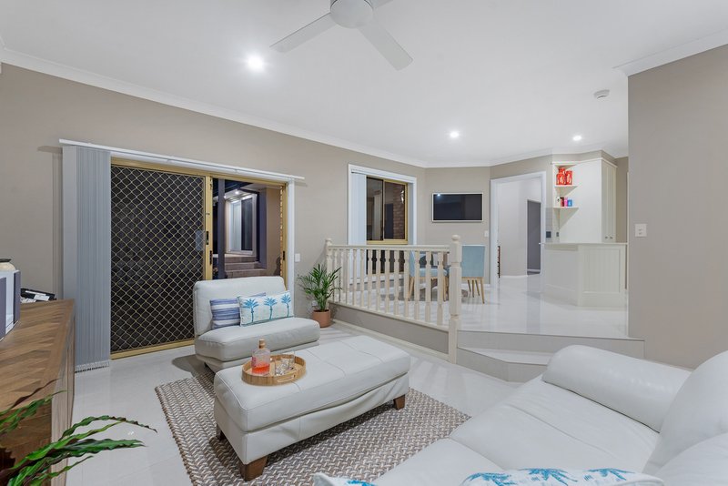 Photo - 55 Camberwell Circuit, Robina QLD 4226 - Image 13