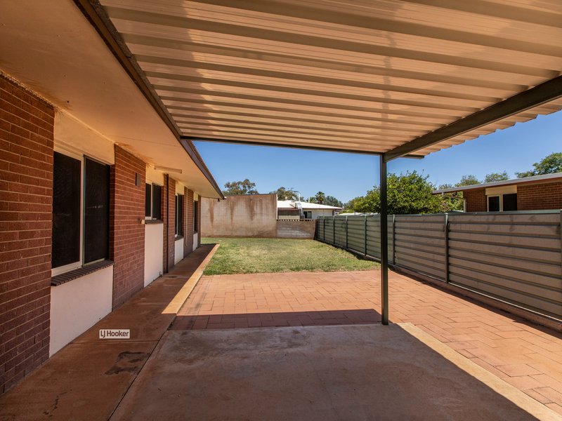 Photo - 55 Carruthers Crescent, Gillen NT 0870 - Image 17