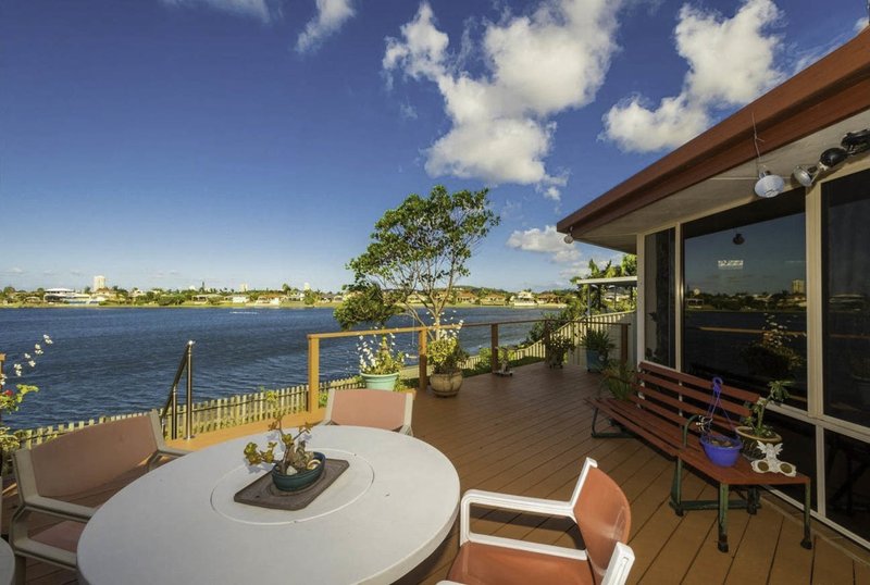 Photo - 55 Cassowary Drive, Burleigh Waters QLD 4220 - Image 2