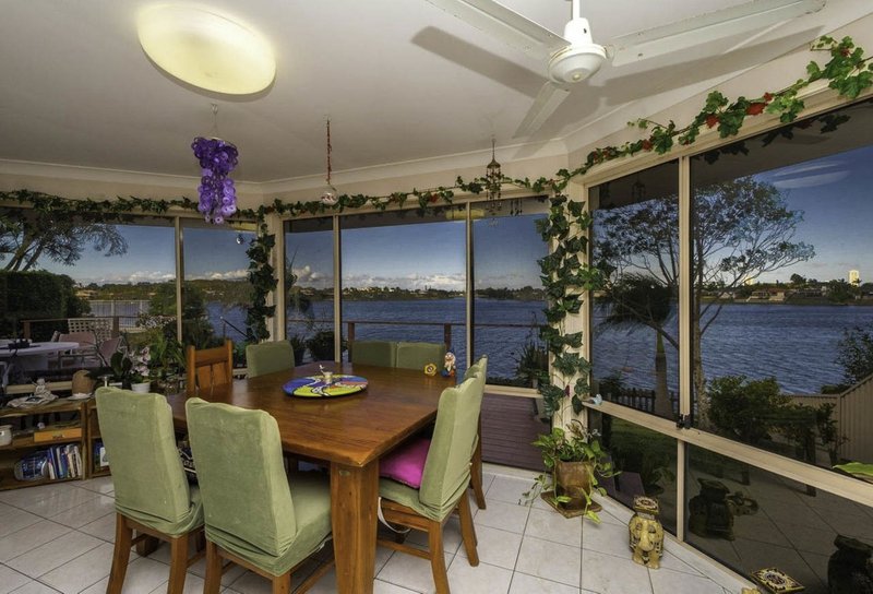 Photo - 55 Cassowary Drive, Burleigh Waters QLD 4220 - Image 12