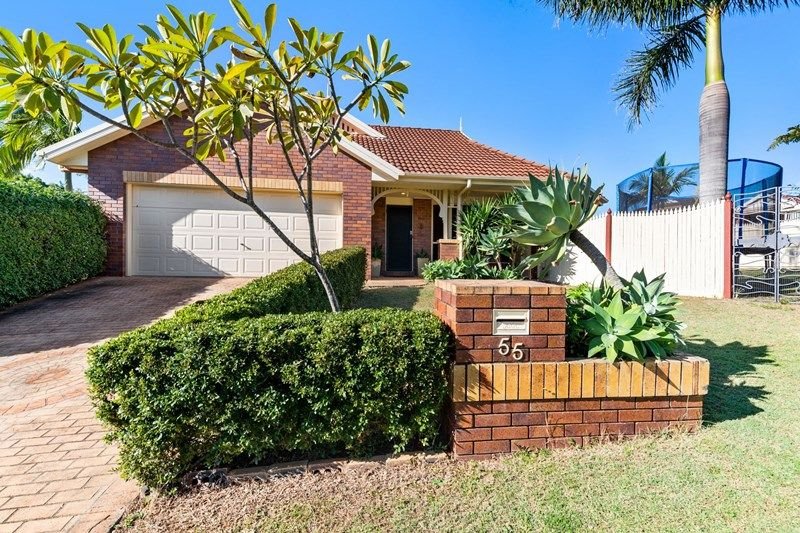 55 Castle Hill Drive, Murrumba Downs QLD 4503