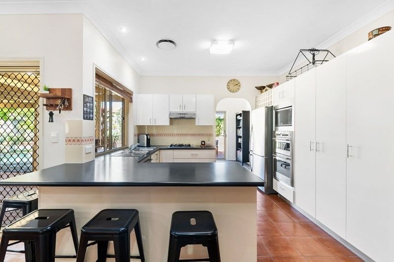 Photo - 55 Castle Hill Drive, Murrumba Downs QLD 4503 - Image 5