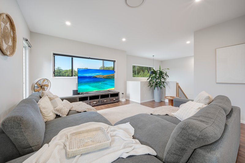 Photo - 55 Celestine Place, Rosemount QLD 4560 - Image 6