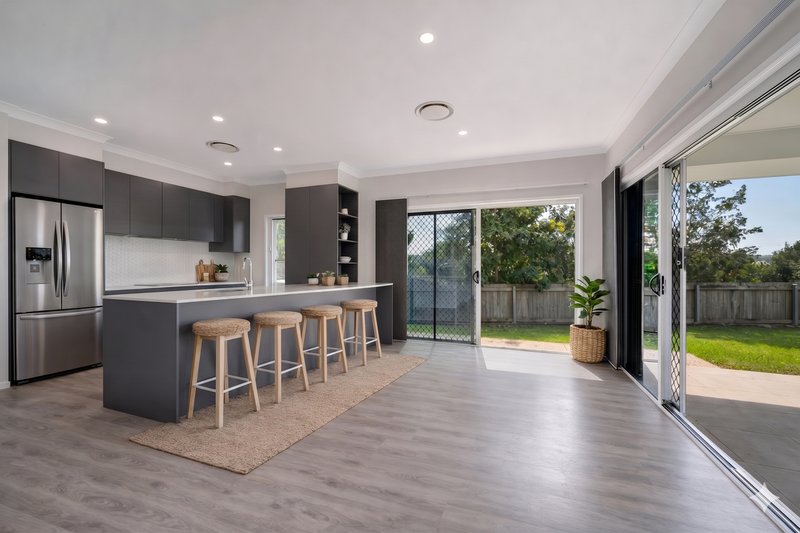 Photo - 55 Celestine Place, Rosemount QLD 4560 - Image 22