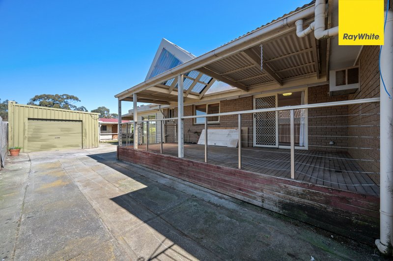 Photo - 55 Centenary Avenue, Melton VIC 3337 - Image 14