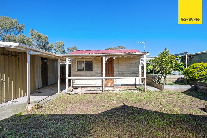 Photo - 55 Centenary Avenue, Melton VIC 3337 - Image 16