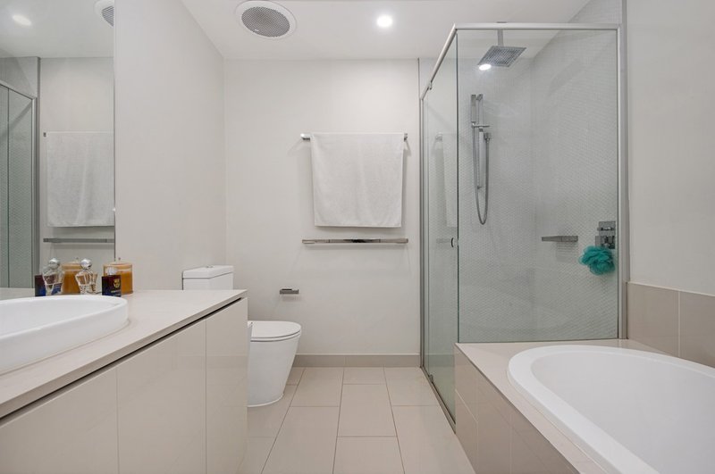 Photo - 55 Chambers Circuit, Warriewood NSW 2102 - Image 6