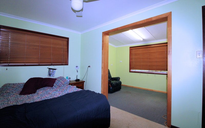 Photo - 55 Christensen Street, Urraween QLD 4655 - Image 8