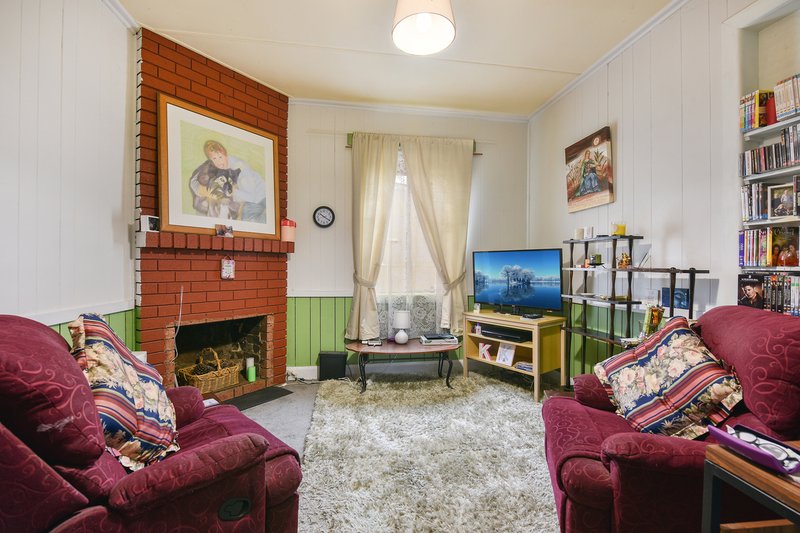 Photo - 55 Coalbrook Street, Lithgow NSW 2790 - Image 4