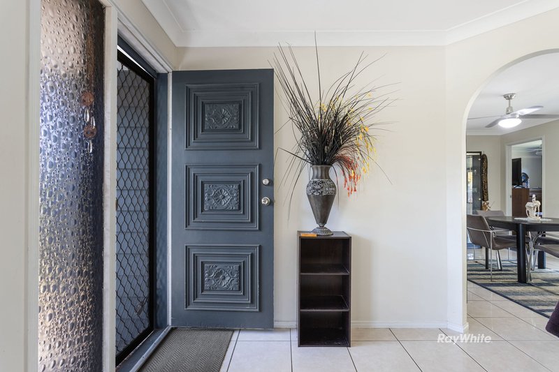 Photo - 55 College Road, Karana Downs QLD 4306 - Image 3