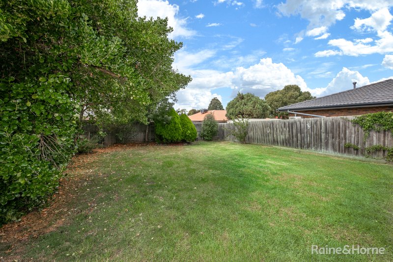 Photo - 55 Collins Street, Sunbury VIC 3429 - Image 11