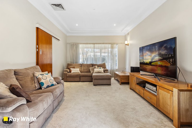 Photo - 55 Cooloongatta Road, Beverly Hills NSW 2209 - Image 4