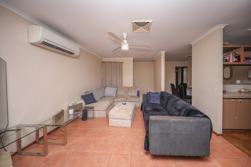 Photo - 5/5 Corbett Place, Millars Well WA 6714 - Image 2