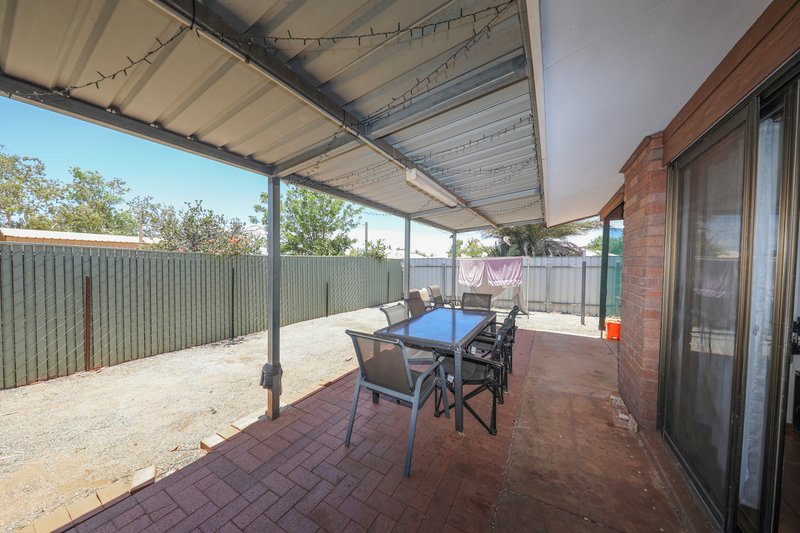 Photo - 5/5 Corbett Place, Millars Well WA 6714 - Image 3