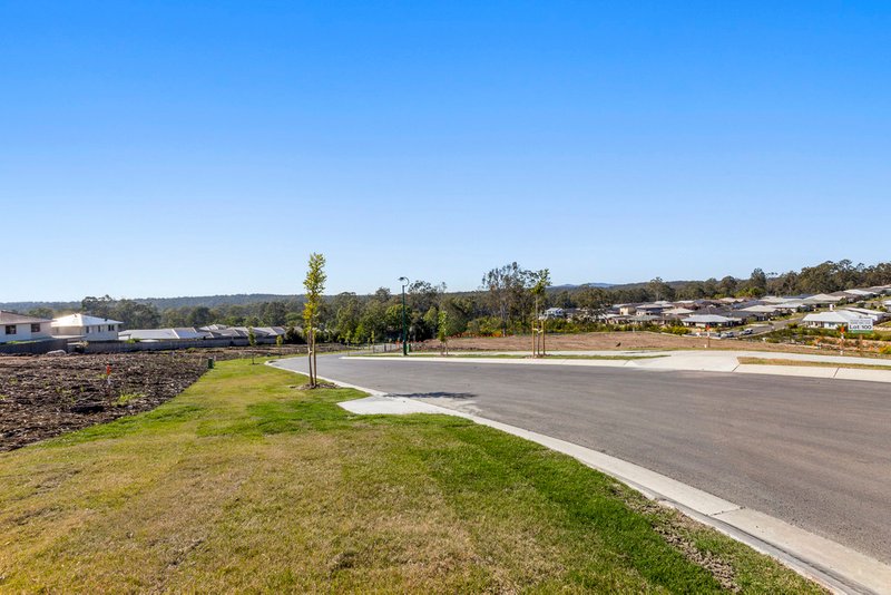 Photo - 55 Cowie Street, Deebing Heights QLD 4306 - Image 4