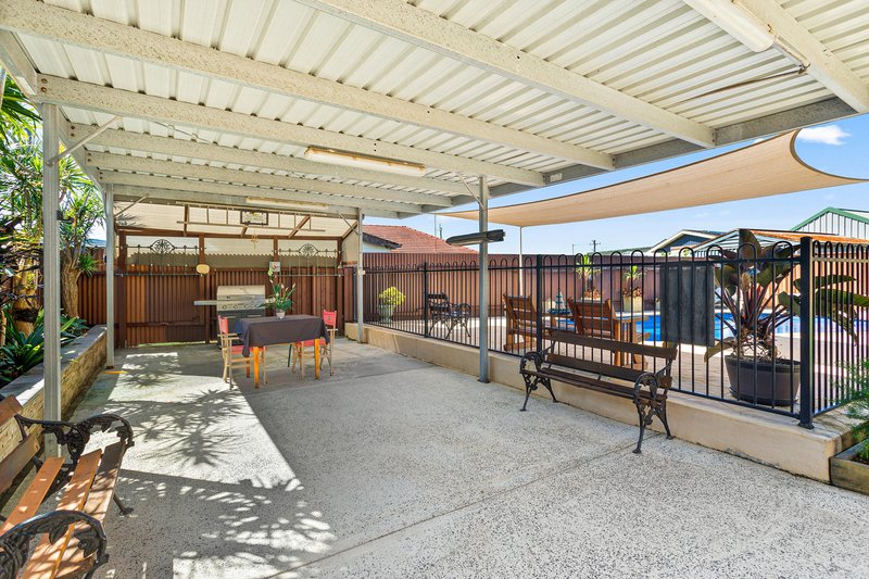 Photo - 55 Cox Parade, Mount Warrigal NSW 2528 - Image 8